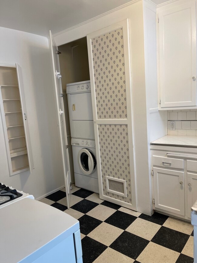W & D Cabinet - 1827 18th St