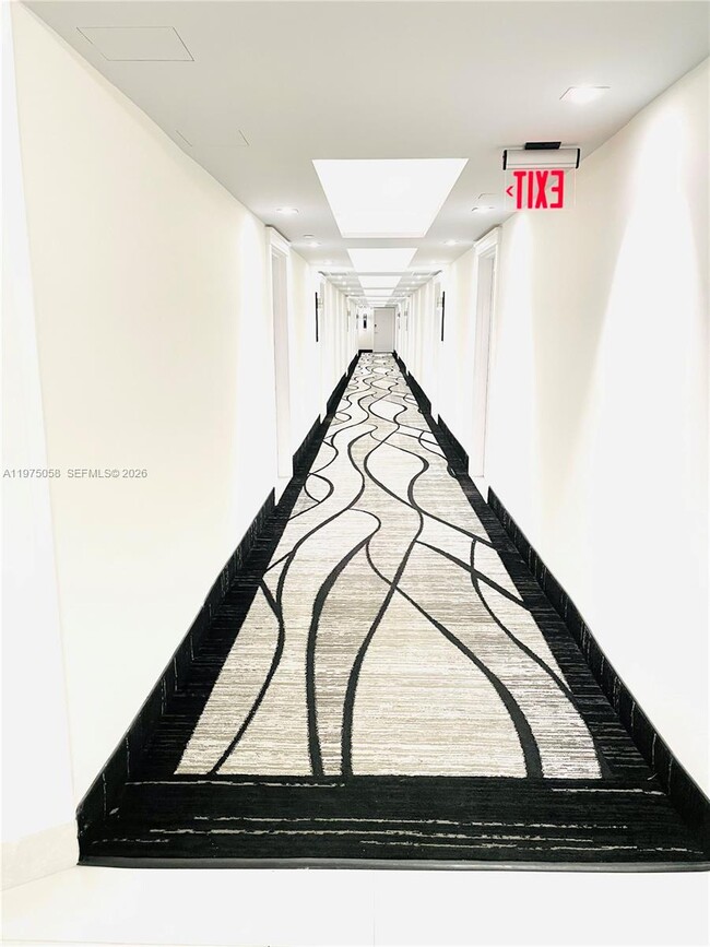 Building Photo - 3180 S Ocean Dr