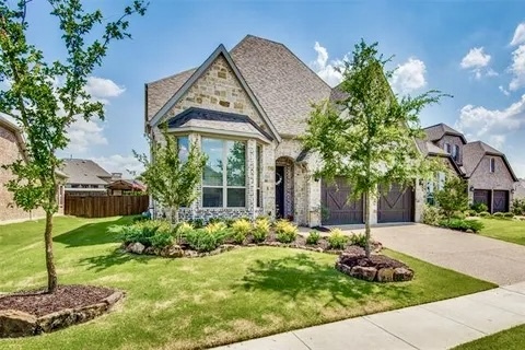Building Photo - 2928 Hackberry Creek Trail