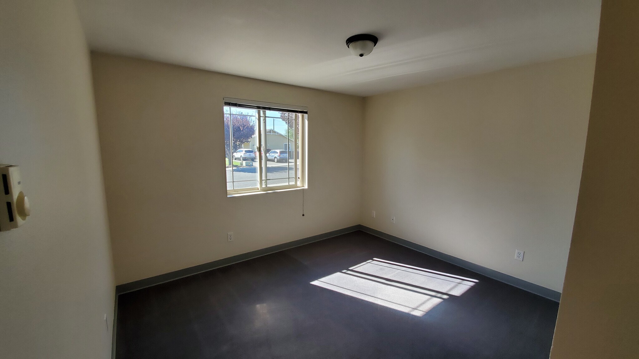 Building Photo - 2112 Yellowstone St