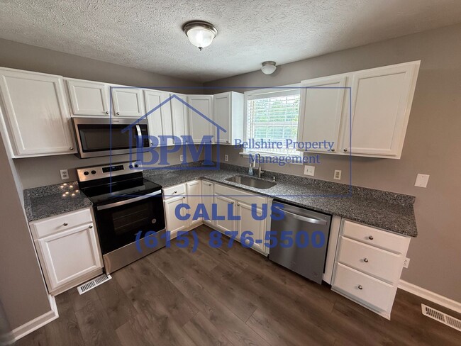 Building Photo - Charming 3 Bed, 2 Bath Home in Greenbrier ...