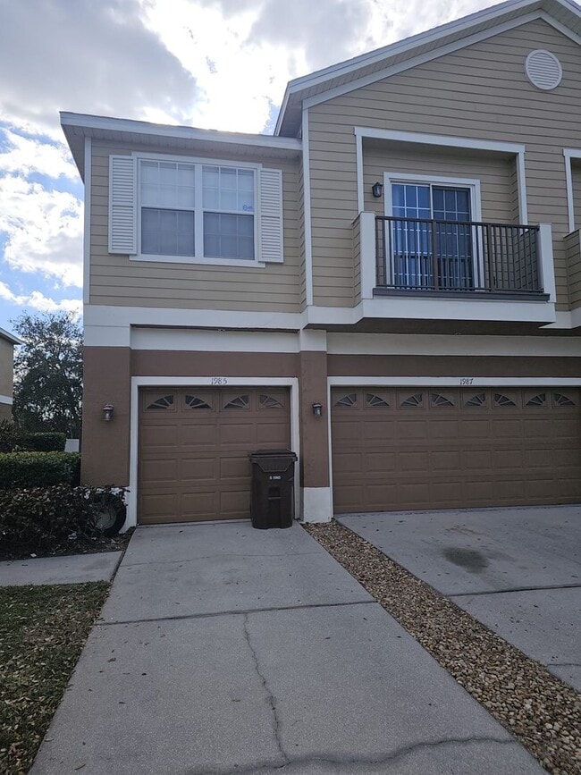 Building Photo - BEAUTIFUL, SPACIOUS,   2 BEDROOMS, 2 BATH APARTMENT