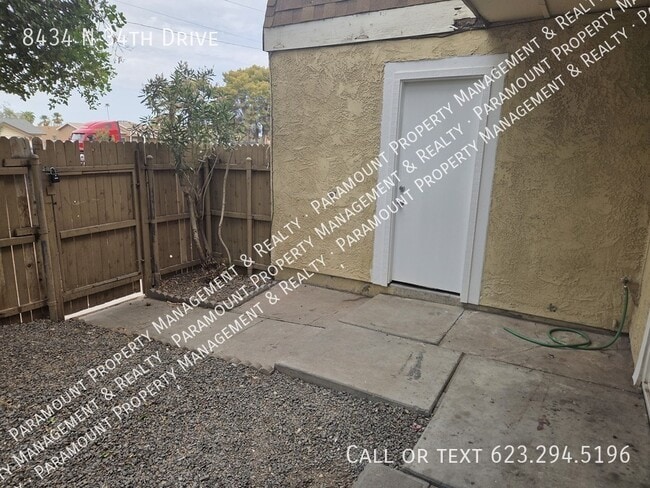 Building Photo - 8434 N 34th Dr