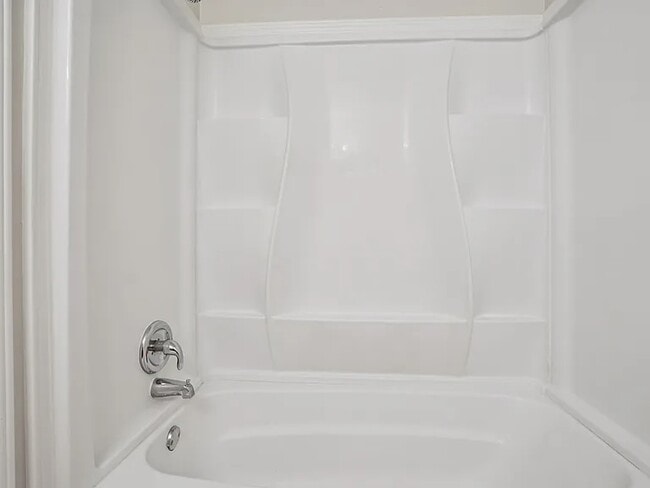 Building Photo - 4933 Parkrise Dr