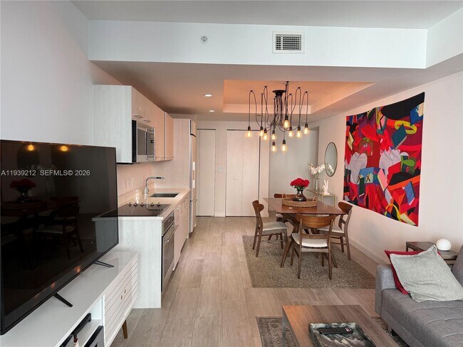 Building Photo - 55 SW 9th St