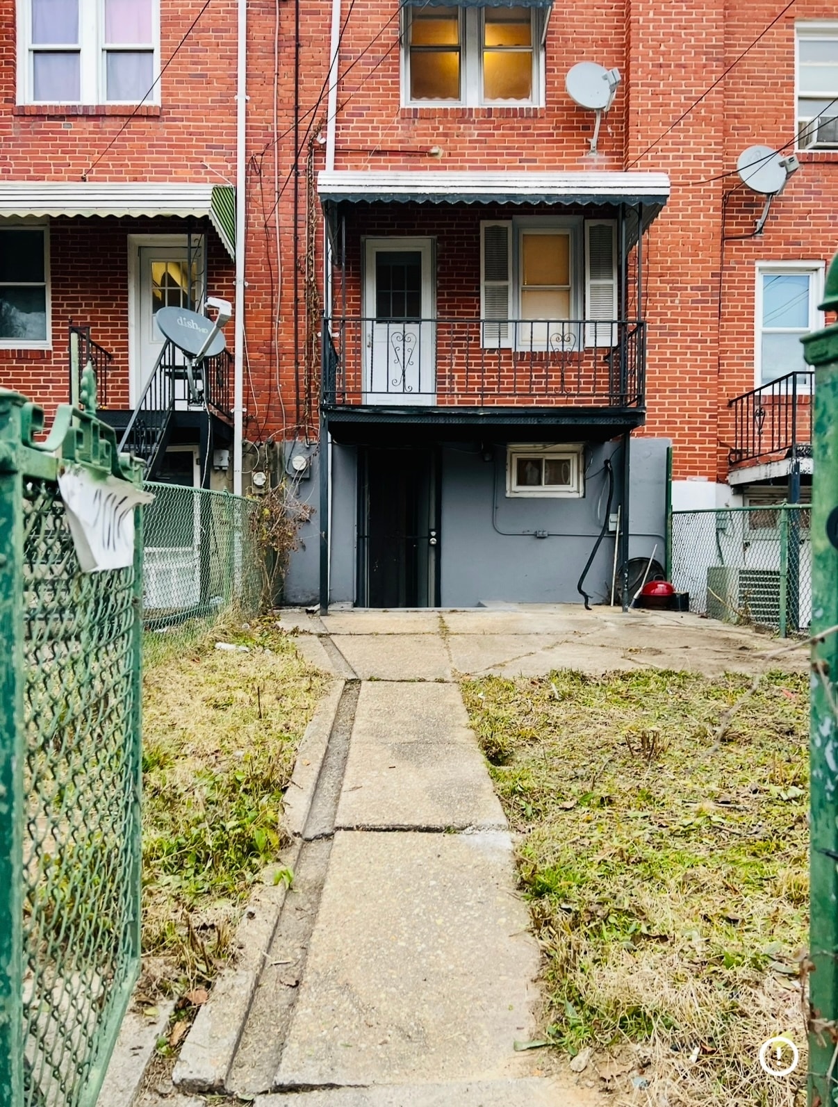 Building Photo - 2014 Harman Ave