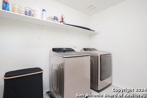 Building Photo - 2423 Bart Cv