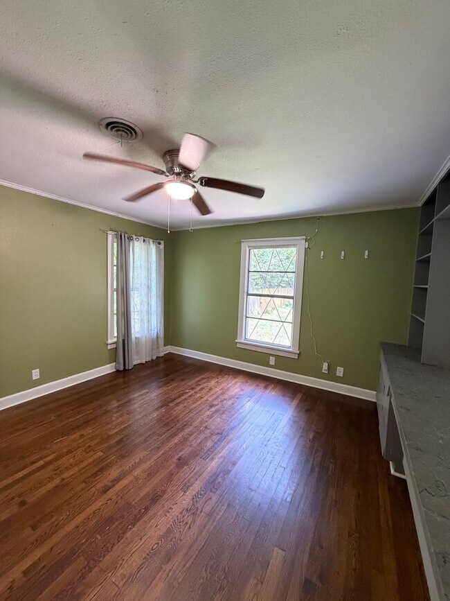 Building Photo - Updated brick home for lease near BAFB | Bossier City, LA 71112 | 3 bedrooms