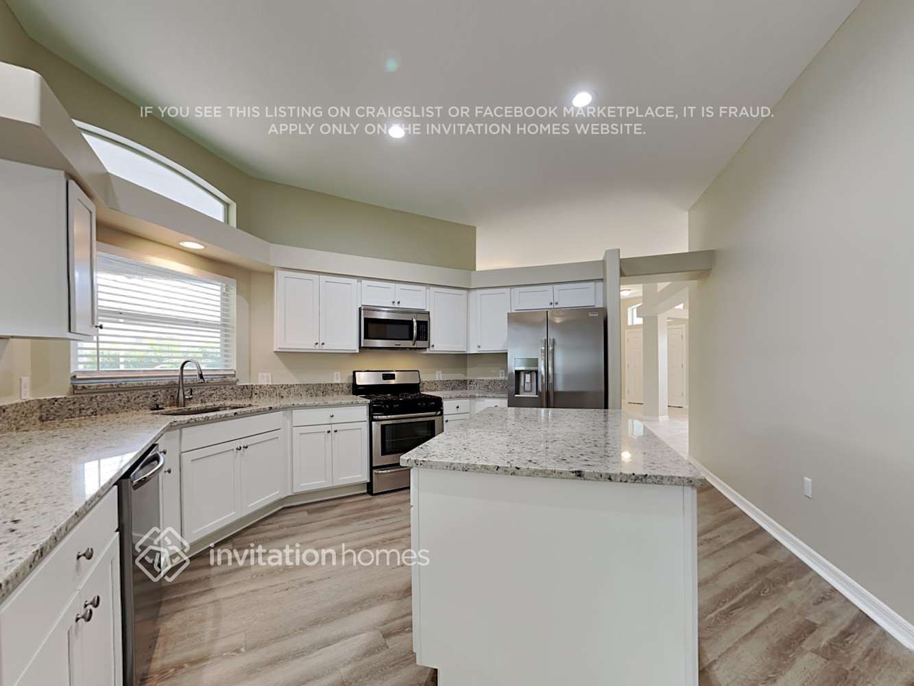 Building Photo - 874 Shoshone Ln