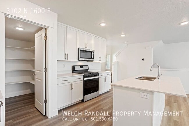 Building Photo - 3102 N 1600 E