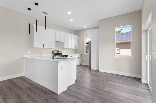 Building Photo - 33328 CR-473