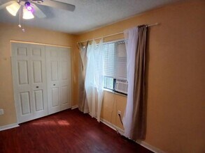 Building Photo - 618 Oaks Hollow Ct
