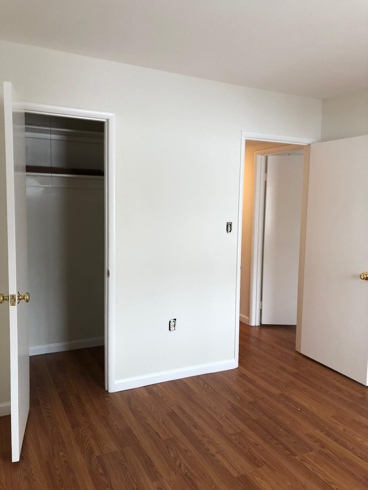 Building Photo - 5041 Green Mountain Cir