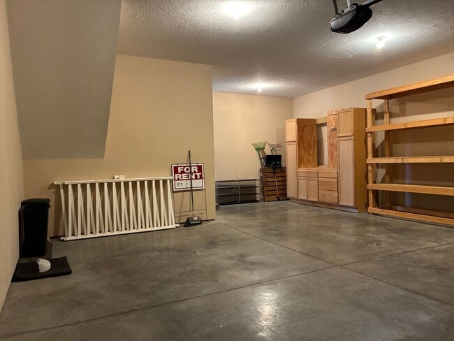 Building Photo - 238 Riley Way