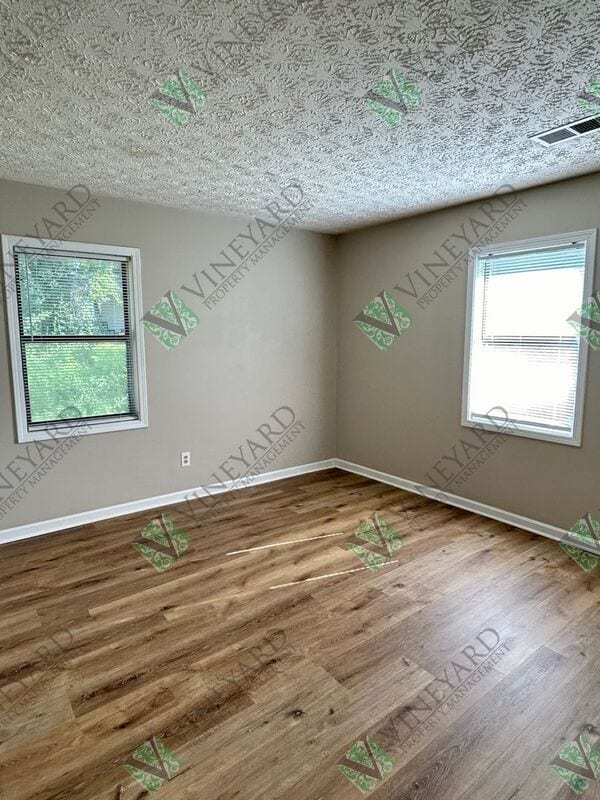 Building Photo - 166 Kimberly Way SW