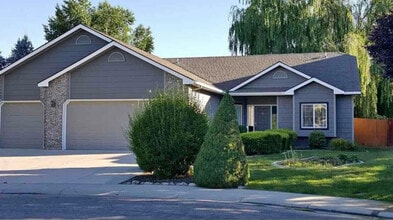 Building Photo - 14170 W Guinness Ct