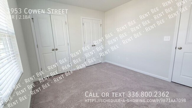 Building Photo - 3953 Cowen St