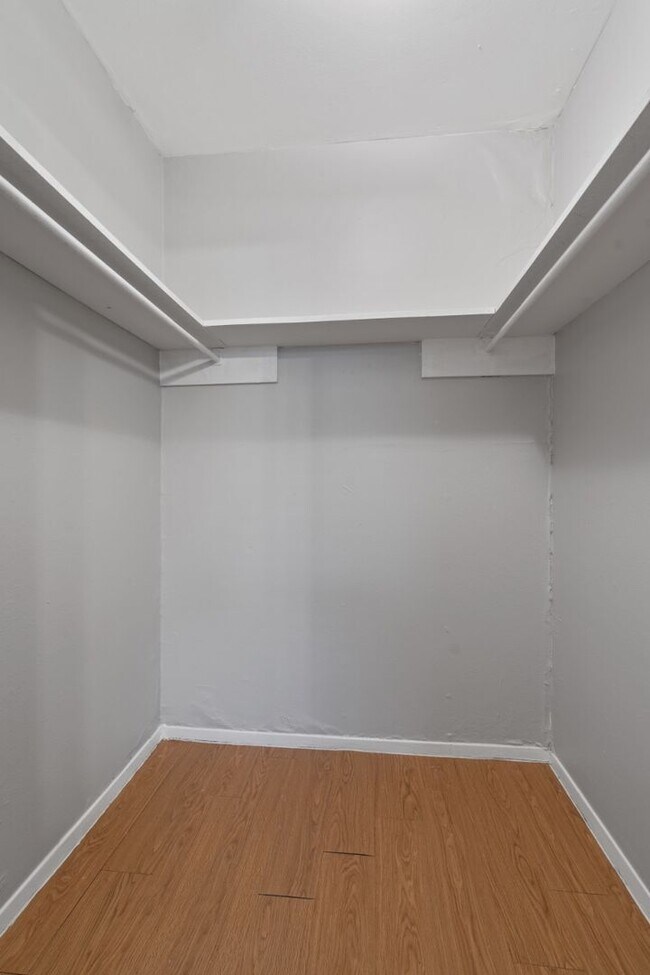 Building Photo - 4105 Speedway, Unit 102