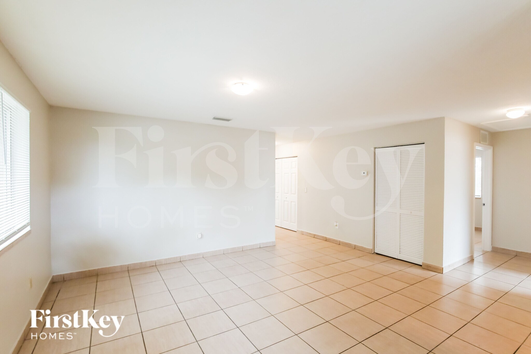 Building Photo - 405 NW 7th St