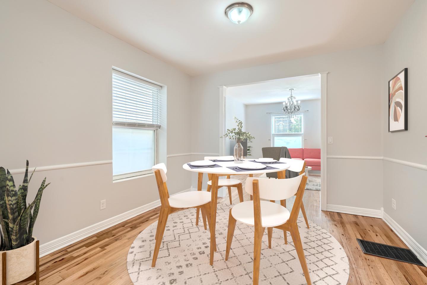 Building Photo - Dazzling North Capitol Hill home with fenced yard