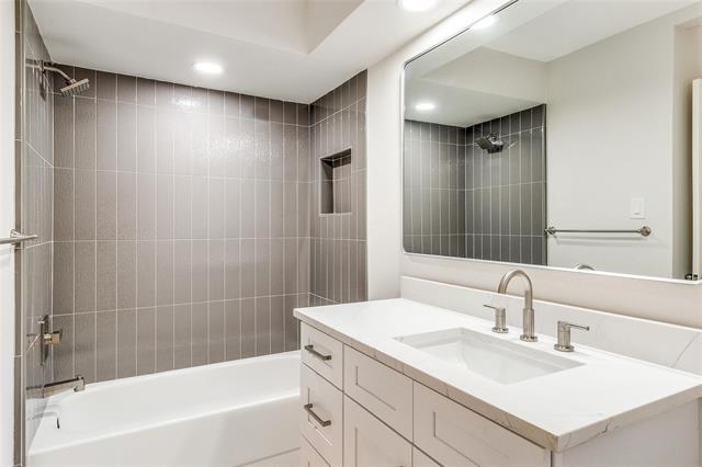 Building Photo - 5809 Orchid Ln