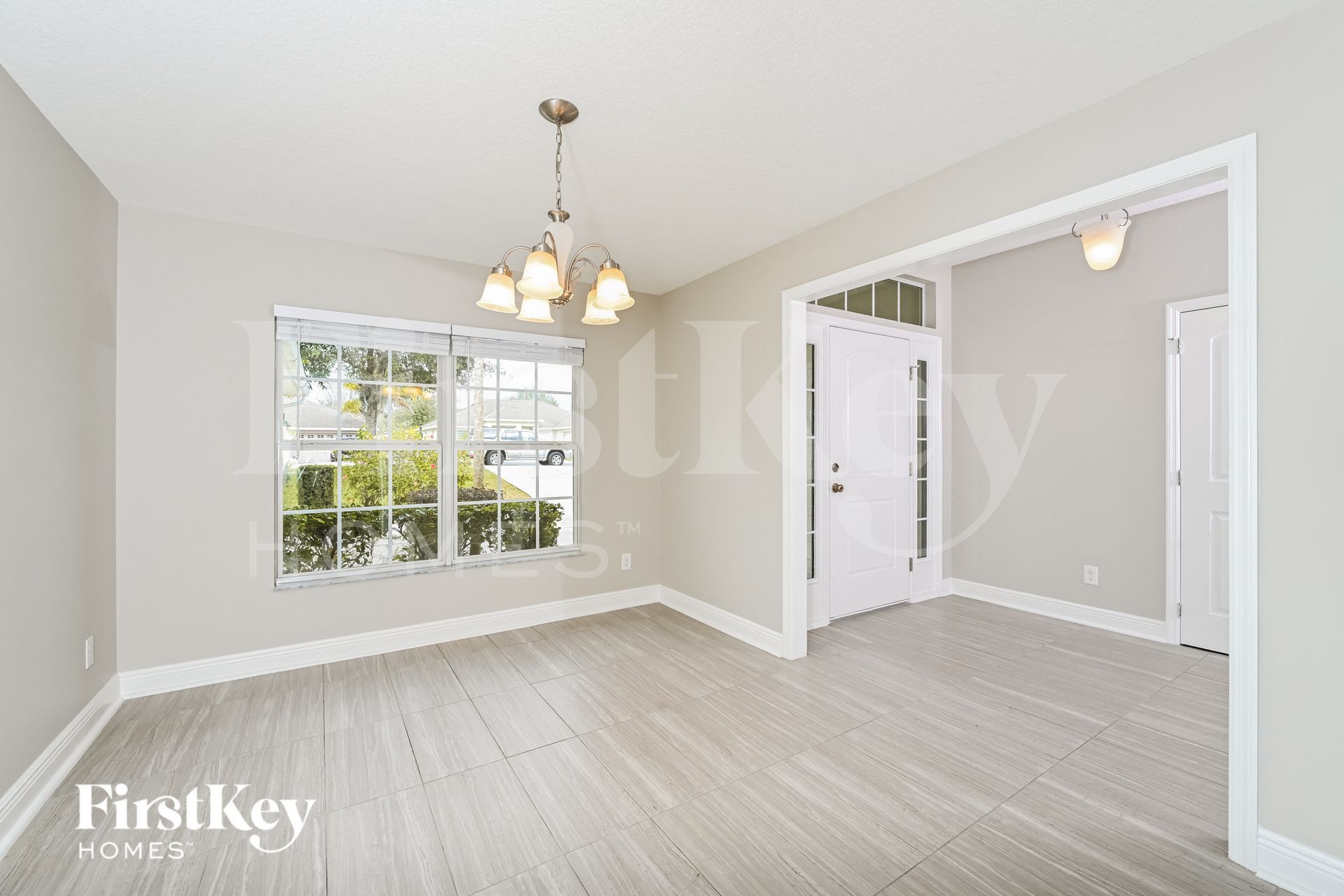 Building Photo - 2178 Chickadee Dr