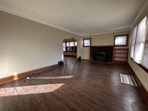 Building Photo - 1713 N Church St