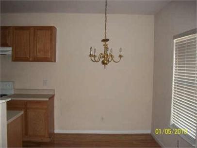 Building Photo - 316 Brookview Dr