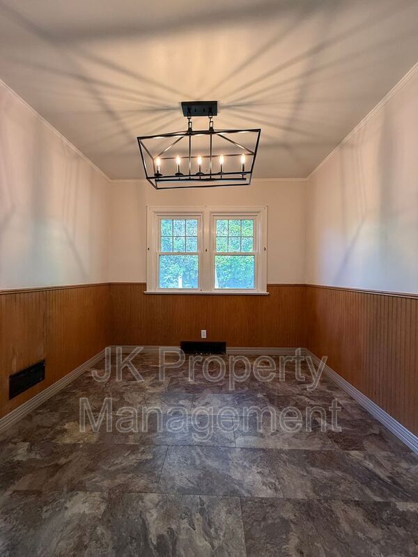 Building Photo - 2726 1st Ave N