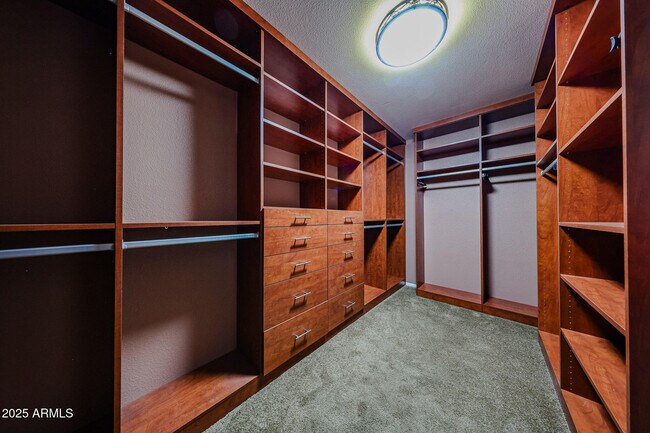 Building Photo - 13507 W Sky Hawk Dr