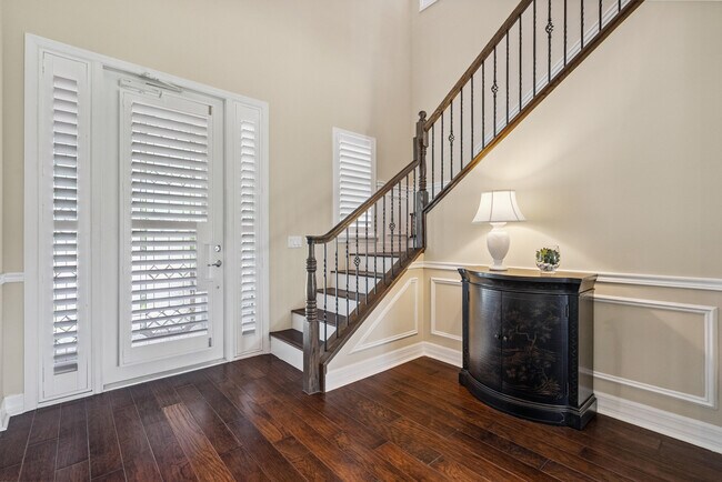 Building Photo - 2815 Sunbury Dr