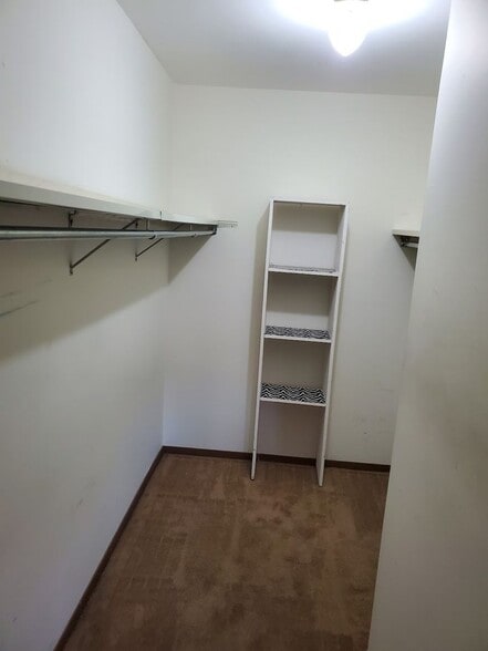 Building Photo - 1531 Springlet Ct