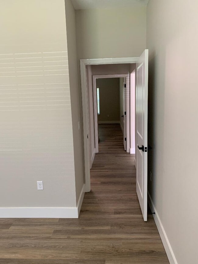 Building Photo - 7437 Mead Dr