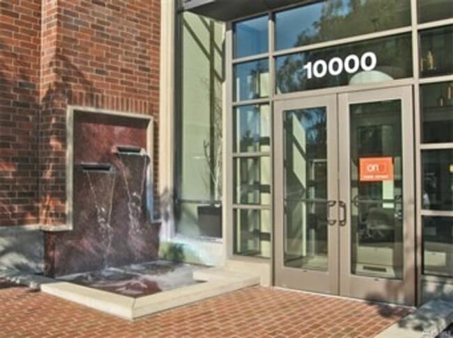 Primary Photo - 2Bd/2Ba Bellevue Condo
