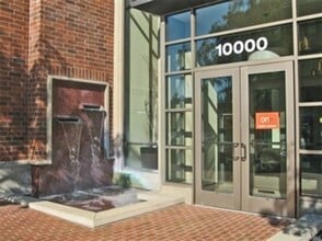 Building Photo - 2Bd/2Ba Bellevue Condo