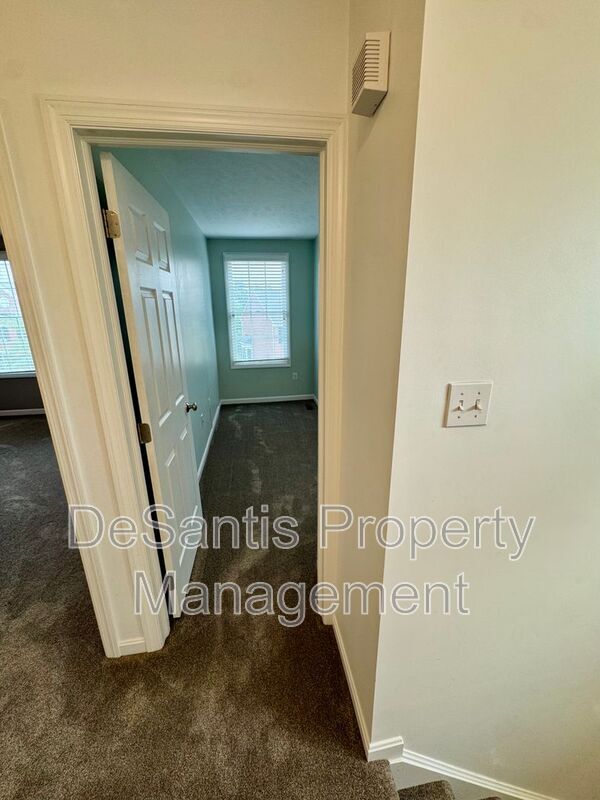 Building Photo - 307 Marshall Heights Dr