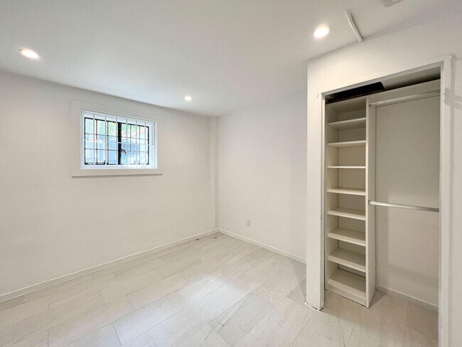 Building Photo - 85 Fagan Dr