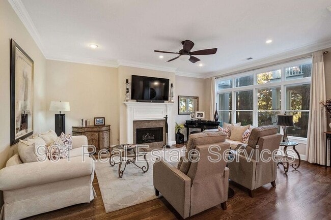 Building Photo - 765 Harbor Isle Cir E