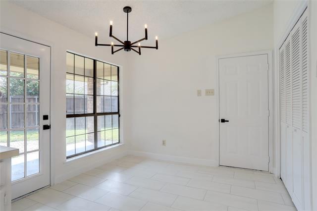Building Photo - 3509 Hilltop Ln