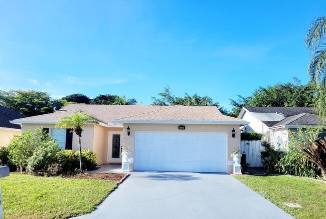 Building Photo - 1328 Waterway Cove Dr