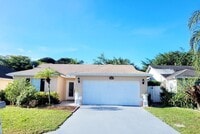 Building Photo - 1328 Waterway Cove Dr