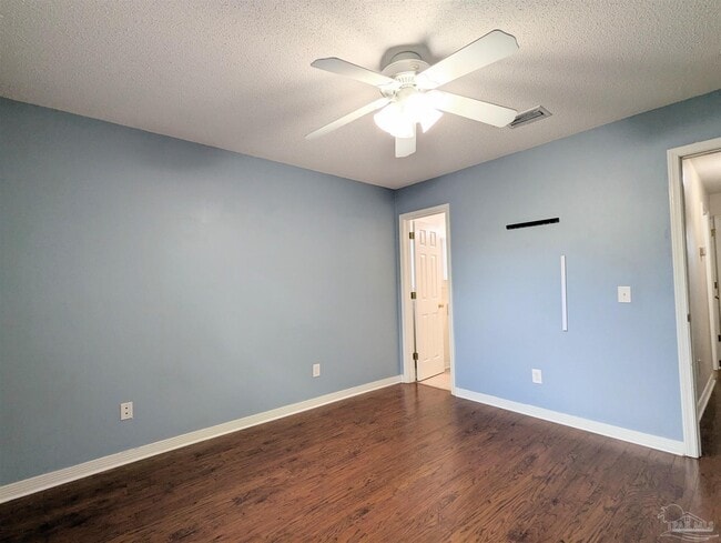 Building Photo - 1145 Freeboard Blvd