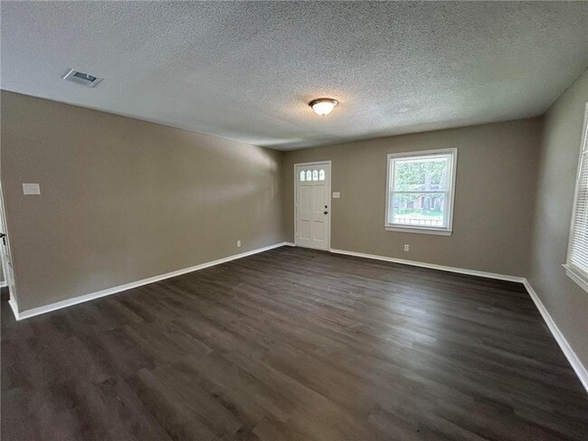 Building Photo - 506 Seville Dr