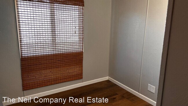 Building Photo - 2 br, 1 bath House - 458 NE Russell St