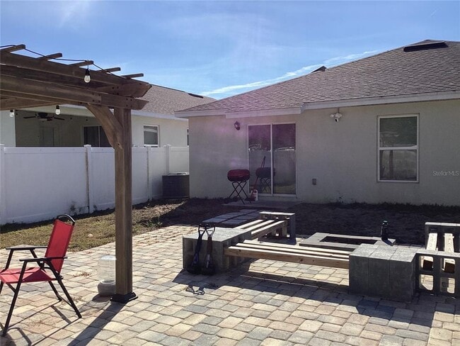 Building Photo - 260 Pershing St