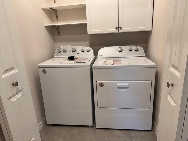 Building Photo - 9089 Mellow Coral St