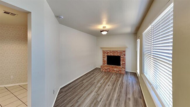 Building Photo - 2013 Cedar Meadow Ln