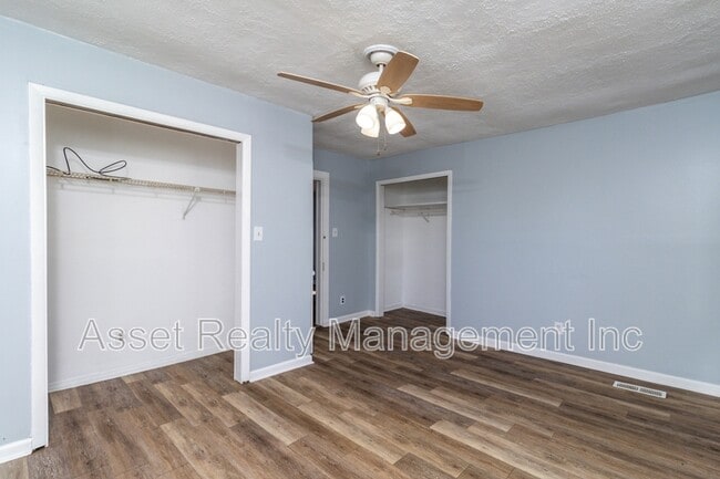 Building Photo - 3023 Rector St