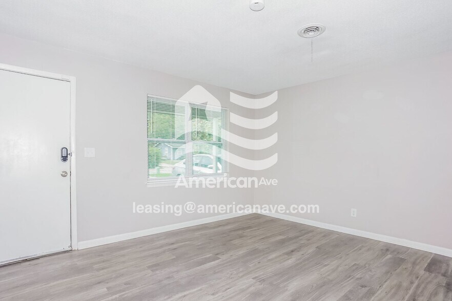 Building Photo - 3429 Winesap Way
