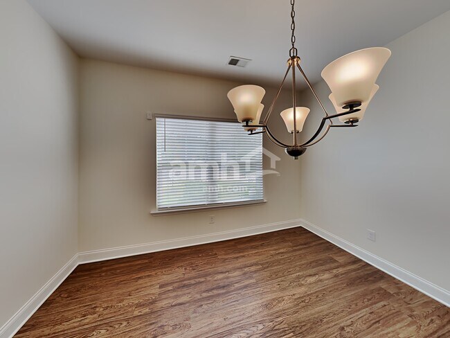 Building Photo - 269 Makenna Dr